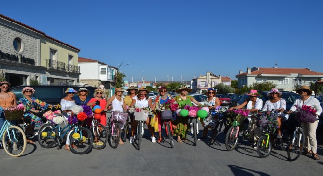 “Süslü Kadınlar” Alaçatı'da 3'üncü kez pedallayacaklar 